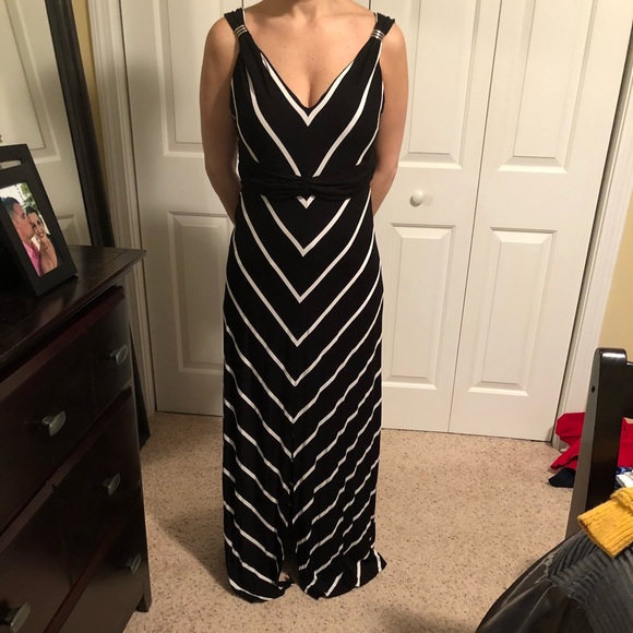 black and white chevron maxi dress